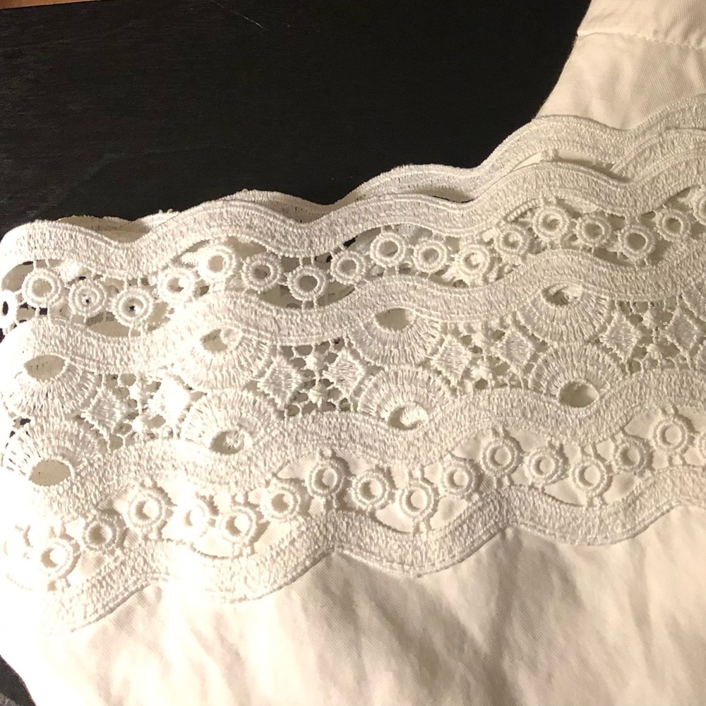 Sandro Paris White Embroidered Shorts,Size-(FR)-36/(US)-4-5.5 or Small,GUC - Picture 13 of 13